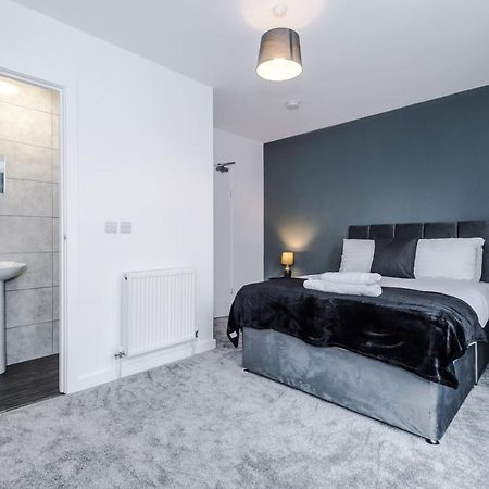 Cosy 3 Bed 3 Bath House - Central Liverpool -Self Check-In & Free Parking! Villa ภายนอก รูปภาพ