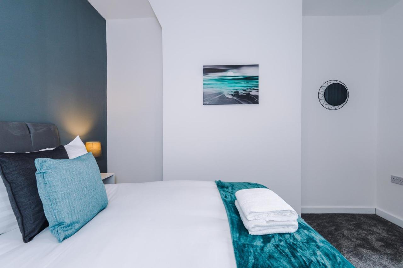 Cosy 3 Bed 3 Bath House - Central Liverpool -Self Check-In & Free Parking! Villa ภายนอก รูปภาพ