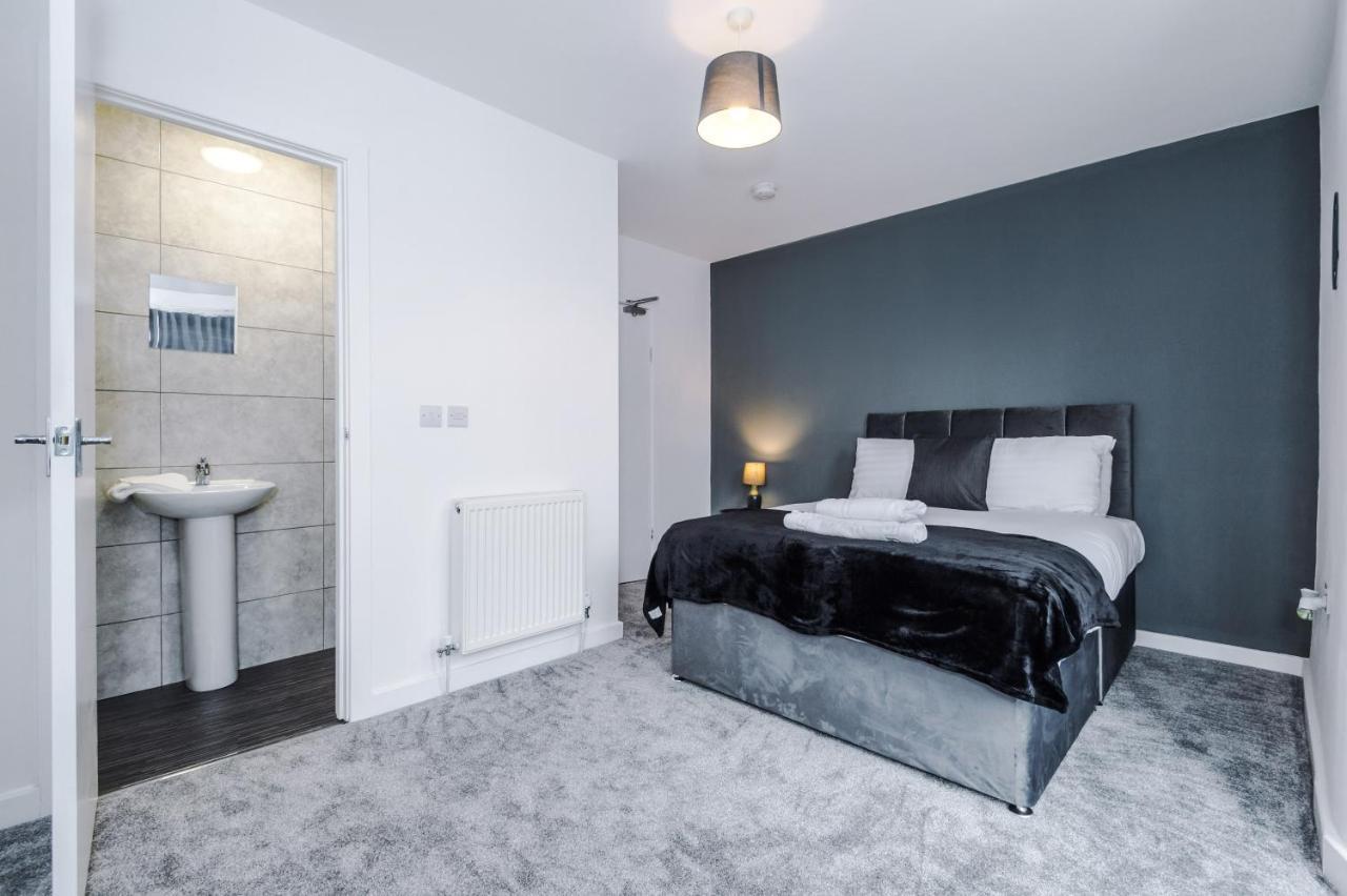 Cosy 3 Bed 3 Bath House - Central Liverpool -Self Check-In & Free Parking! Villa ภายนอก รูปภาพ