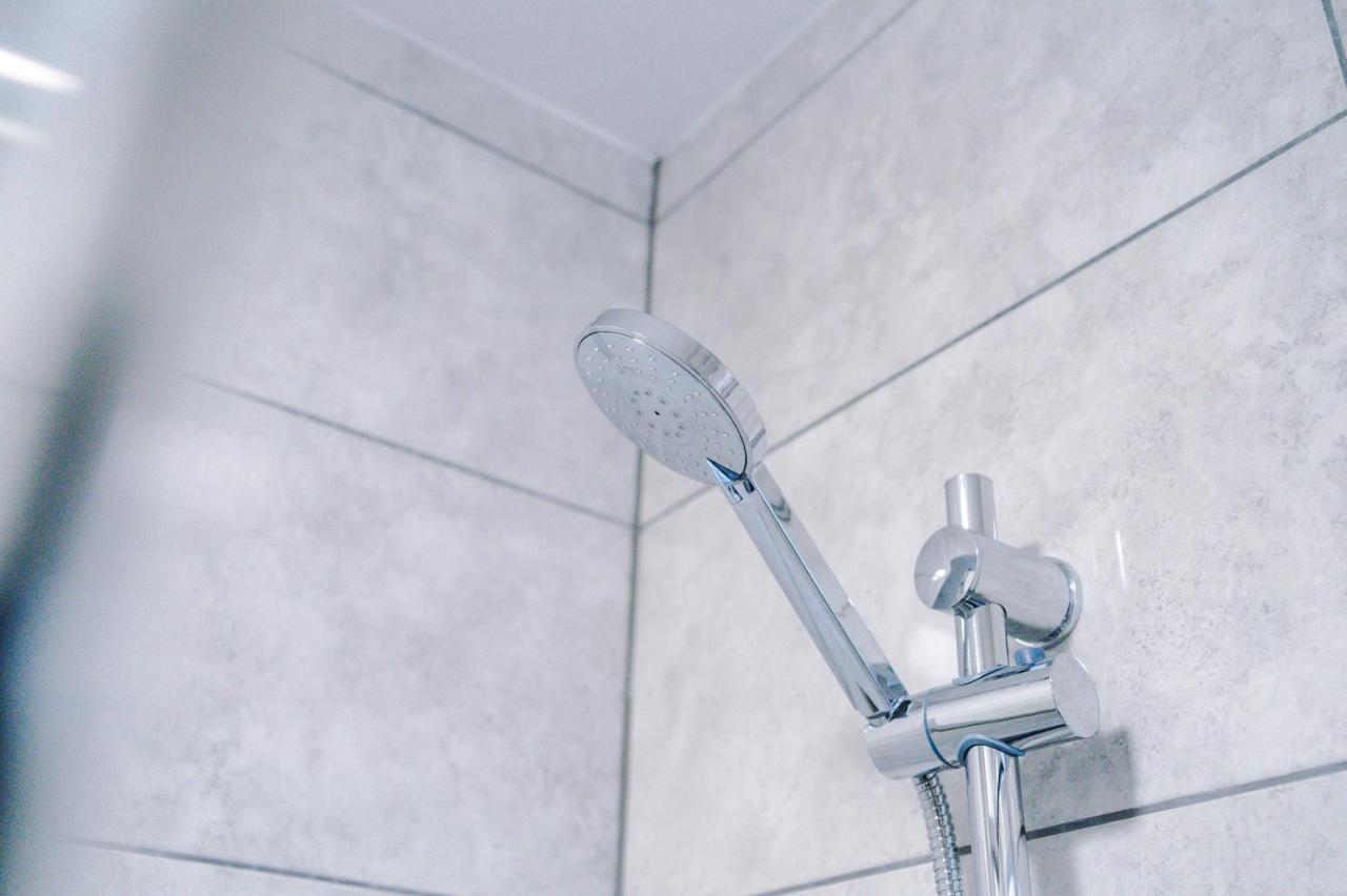 Cosy 3 Bed 3 Bath House - Central Liverpool -Self Check-In & Free Parking! Villa ภายนอก รูปภาพ